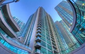 住宅 – 加拿大，安大略，多伦多，Yonge Street. C$765,000