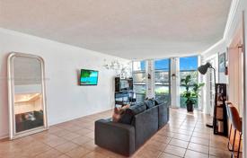 公寓大厦 – 美国，佛罗里达，Hallandale Beach. $349,000