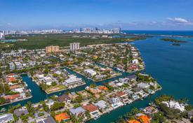 市内独栋房屋 – 美国，佛罗里达，North Miami. $3,500,000
