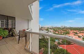 公寓大厦 – 美国，佛罗里达，阿文图拉，Yacht Club Drive. $499,000