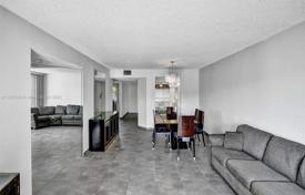 公寓大厦 – 美国，佛罗里达，Broward，Pembroke Pines. $255,000