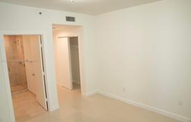 2-室的 公寓在共管公寓 120 m² 迈阿密, 美国. $728,000