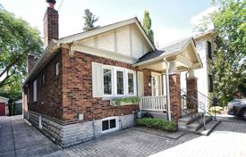 市内独栋房屋 – 加拿大，安大略，多伦多，East York. C$1,555,000