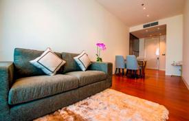1-室的 公寓在共管公寓 Watthana, 泰国. $613,000