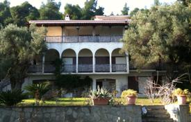 市内独栋房屋 – 希腊，马其顿和色雷斯，哈尔基迪基（哈尔基迪基）. 4,000,000€