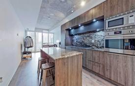 住宅 – 加拿大，安大略，多伦多，Old Toronto，Blue Jays Way. C$716,000