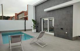 3-室的 山庄 188 m² Balsicas, 西班牙. 303,000€