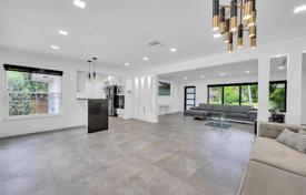 市内独栋房屋 – 美国，佛罗里达，Miami Shores. $2,275,000