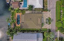 市内独栋房屋 – 美国，佛罗里达，North Miami. $2,400,000