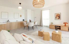 3-室的 住宅 73 m² Hyères, 法国. 313,000€ 起