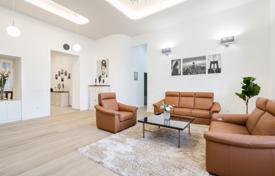 4-室的 住宅 130 m² District VII (Erzsébetváros), 匈牙利. 341,000€