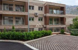 2-室的 住宅 61 m² 科托尔（市）, 黑山. 242,000€