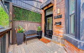 联排别墅 – 加拿大，安大略，多伦多，Old Toronto，Sackville Street. C$2,390,000