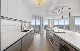 公寓大厦 – 美国，佛罗里达，Surfside. $2,999,000