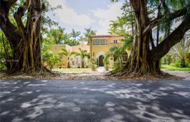 别墅 – 美国，佛罗里达，科勒尔盖布尔斯. $1,300,000