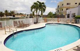 公寓大厦 – 美国，佛罗里达，迈阿密滩. $264,000