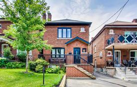 市内独栋房屋 – 加拿大，安大略，多伦多，York. C$1,121,000