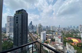 3-室的 公寓在共管公寓 Khlong Toei, 泰国. $2,740 /周