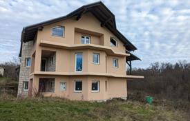 市内独栋房屋 – 克罗地亚，Zagrebskaia zhupaniia，Samobor. 145,000€