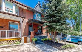 联排别墅 – 加拿大，安大略，多伦多，Old Toronto. C$1,485,000