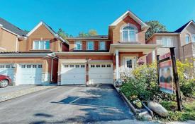 市内独栋房屋 – 加拿大，安大略，多伦多，斯卡伯勒. C$1,172,000