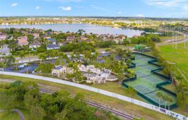 市内独栋房屋 – 美国，佛罗里达，迈阿密，West End. $770,000
