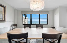 公寓大厦 – 美国，佛罗里达，Lauderdale-by-the-Sea. $824,000