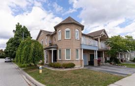 联排别墅 – 加拿大，安大略，多伦多，斯卡伯勒. C$980,000