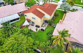 市内独栋房屋 – 美国，佛罗里达，Broward，Pembroke Pines. $730,000