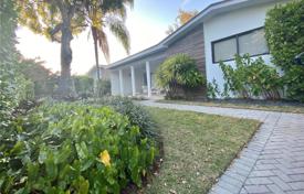 市内独栋房屋 – 美国，佛罗里达，迈阿密. $2,175,000