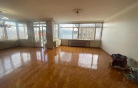 4-室的 住宅 240 m² Sarıyer, 土耳其. $1,363,000