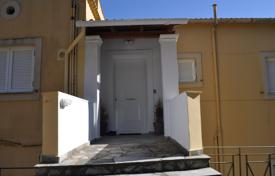 联排别墅 – 希腊，伯罗奔尼撒半岛，希腊西部和爱奥尼亚群岛，科孚岛. 330,000€