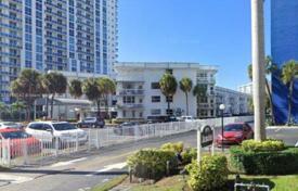 公寓大厦 – 美国，佛罗里达，Hallandale Beach. $300,000