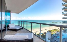 住宅 – 美国，佛罗里达，迈阿密，柯林斯大道. $2,199,000
