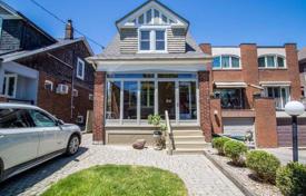 市内独栋房屋 – 加拿大，安大略，多伦多，Hillsdale Avenue East. C$2,295,000