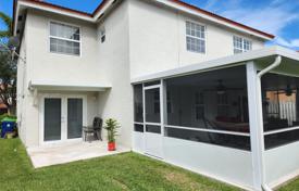 市内独栋房屋 – 美国，佛罗里达，Sunrise. $710,000