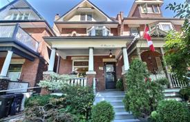 4-室的 市内独栋房屋 Old Toronto, 加拿大. C$2,247,000