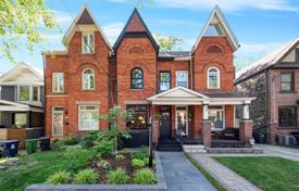 联排别墅 – 加拿大，安大略，多伦多，Pape Avenue. C$1,375,000