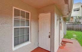 住宅 – 美国，佛罗里达，Coral Springs. $1,520,000