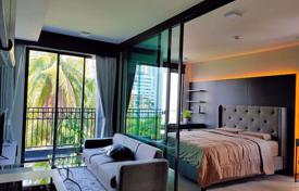 1-室的 公寓在共管公寓 Khlong Toei, 泰国. $163,000