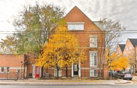 联排别墅 – 加拿大，安大略，多伦多，Pape Avenue. C$1,388,000