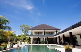 6-室的 山庄 170 m² Singaraja, 印度尼西亚, 印尼. $7,900 /周