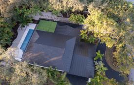 市内独栋房屋 – 美国，佛罗里达，Pinecrest. $2,500,000