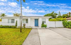 市内独栋房屋 – 美国，佛罗里达，North Miami Beach. $700,000