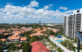 公寓大厦 – 美国，佛罗里达，阿文图拉，Yacht Club Drive. $475,000