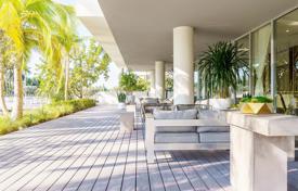公寓大厦 – 美国，佛罗里达，Bay Harbor Islands. $575,000