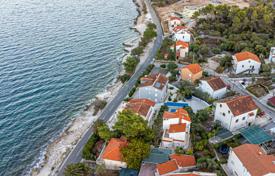 市内独栋房屋 – 克罗地亚，斯普利特 - 达尔马提亚县，Trogir. 1,280,000€