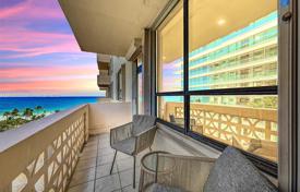 公寓大厦 – 美国，佛罗里达，巴尔港. $599,000