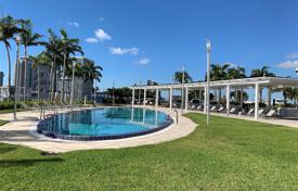 住宅 – 美国，佛罗里达，迈阿密. 742,000€