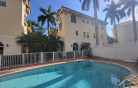 公寓大厦 – 美国，佛罗里达，迈阿密. $649,000